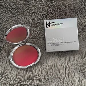 IT Cosmetics cc+ radiant ombre blush - Coral Flush